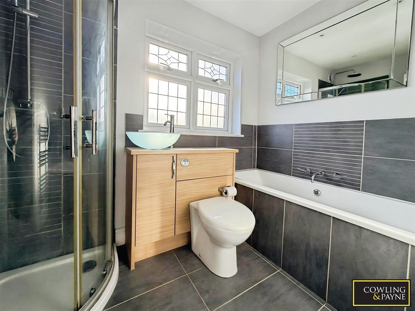 Grange Avenue, Wickford